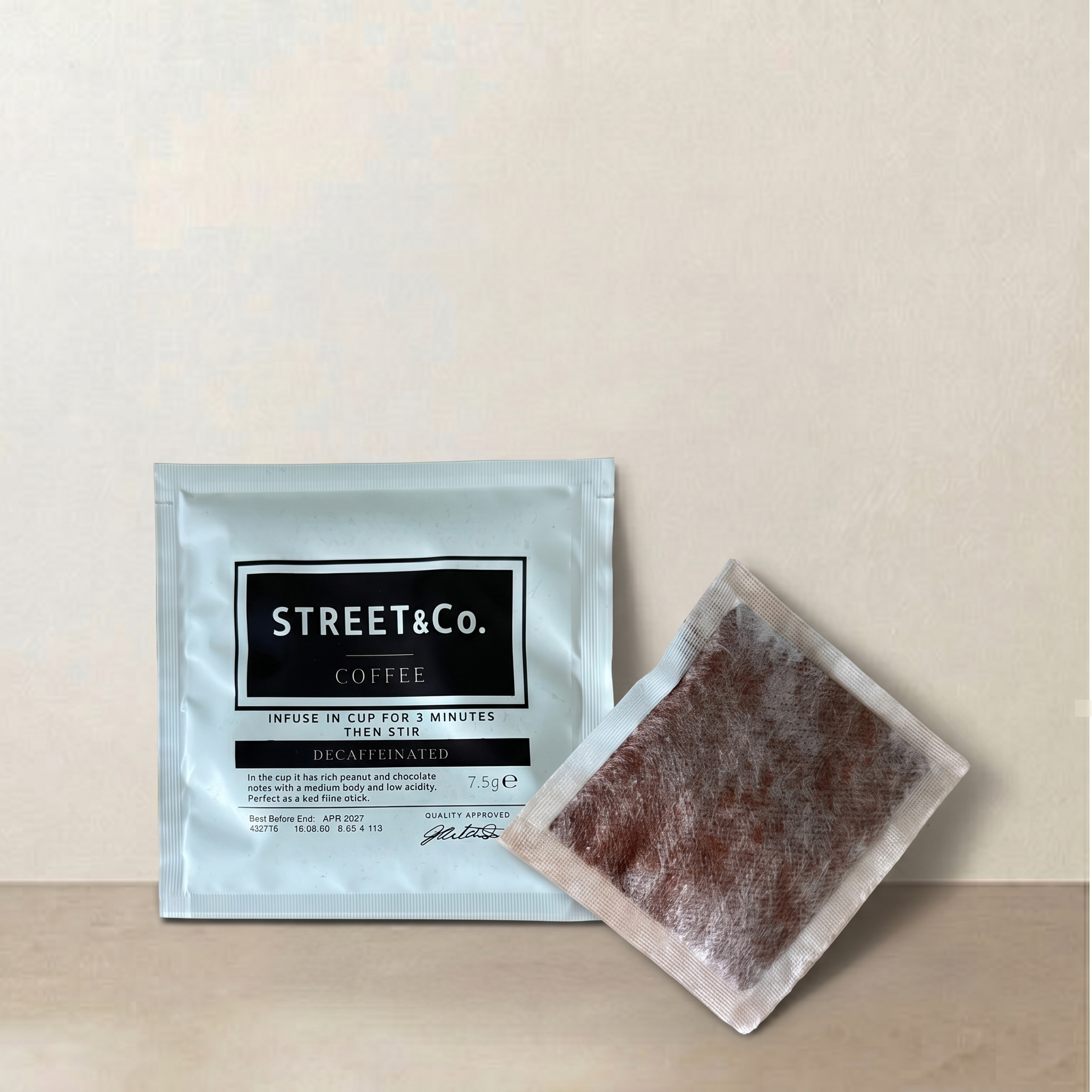 Street & Co Decaf Coffee Bags (100 x 7.5g Bags)